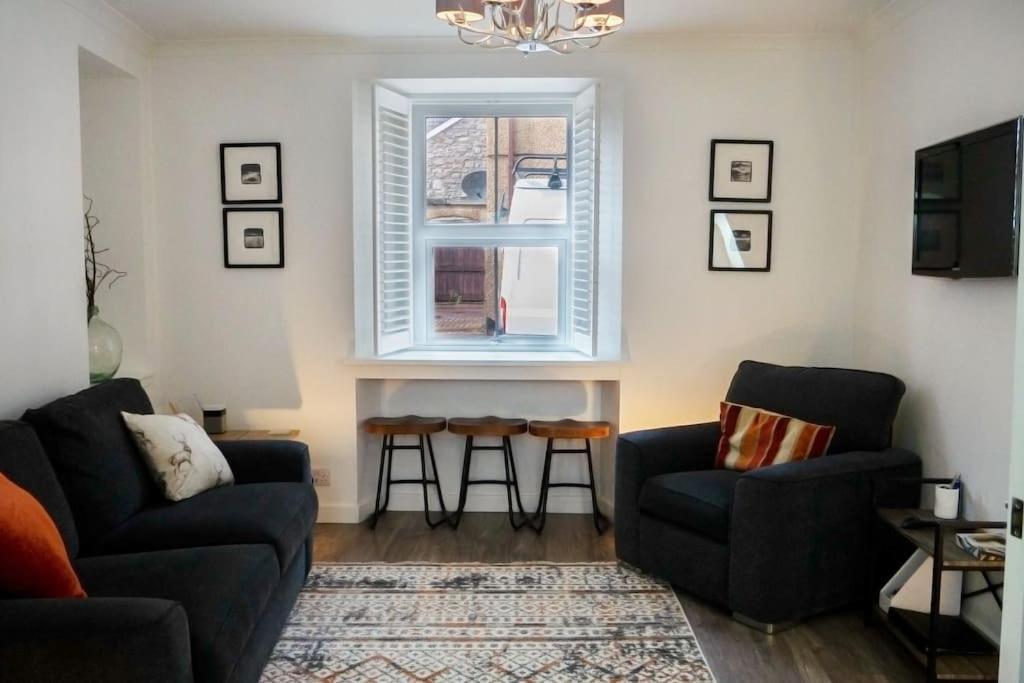 Central 2 Bedroom Luxury Home Close To River Ness 인버네스 외부 사진